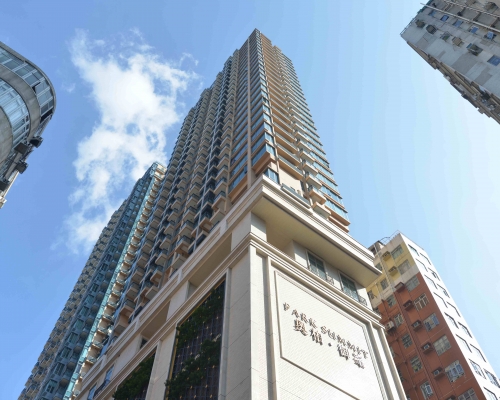 奧柏．御峯開放式戶呎租50元。