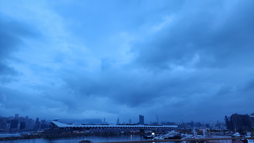 黎志偉攝