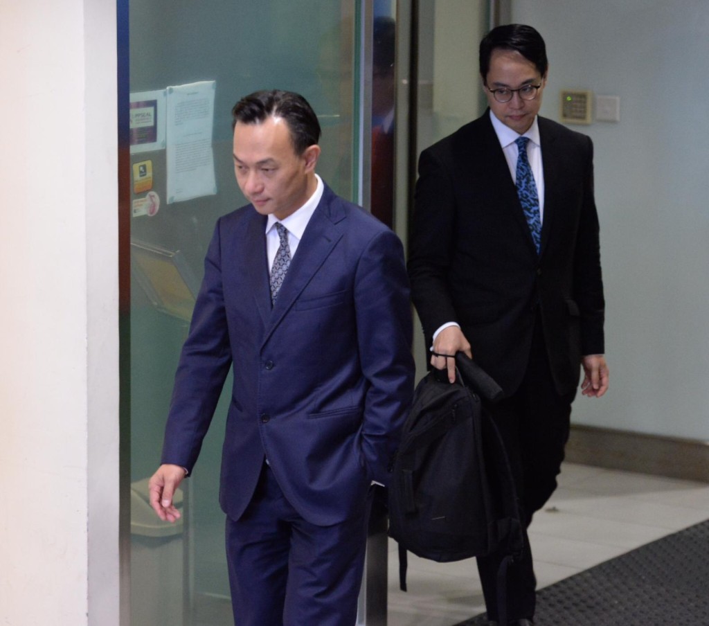 代表民陣的資深大律師潘熙（左）。