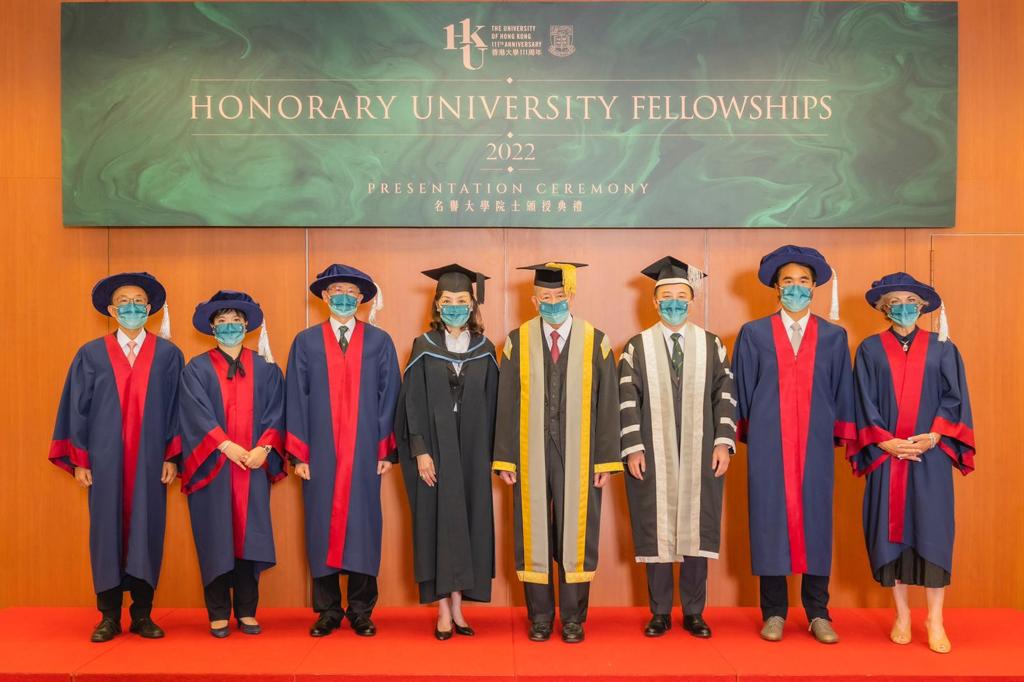 今次有5位杰出人士获颁授名誉大学院士衔。
