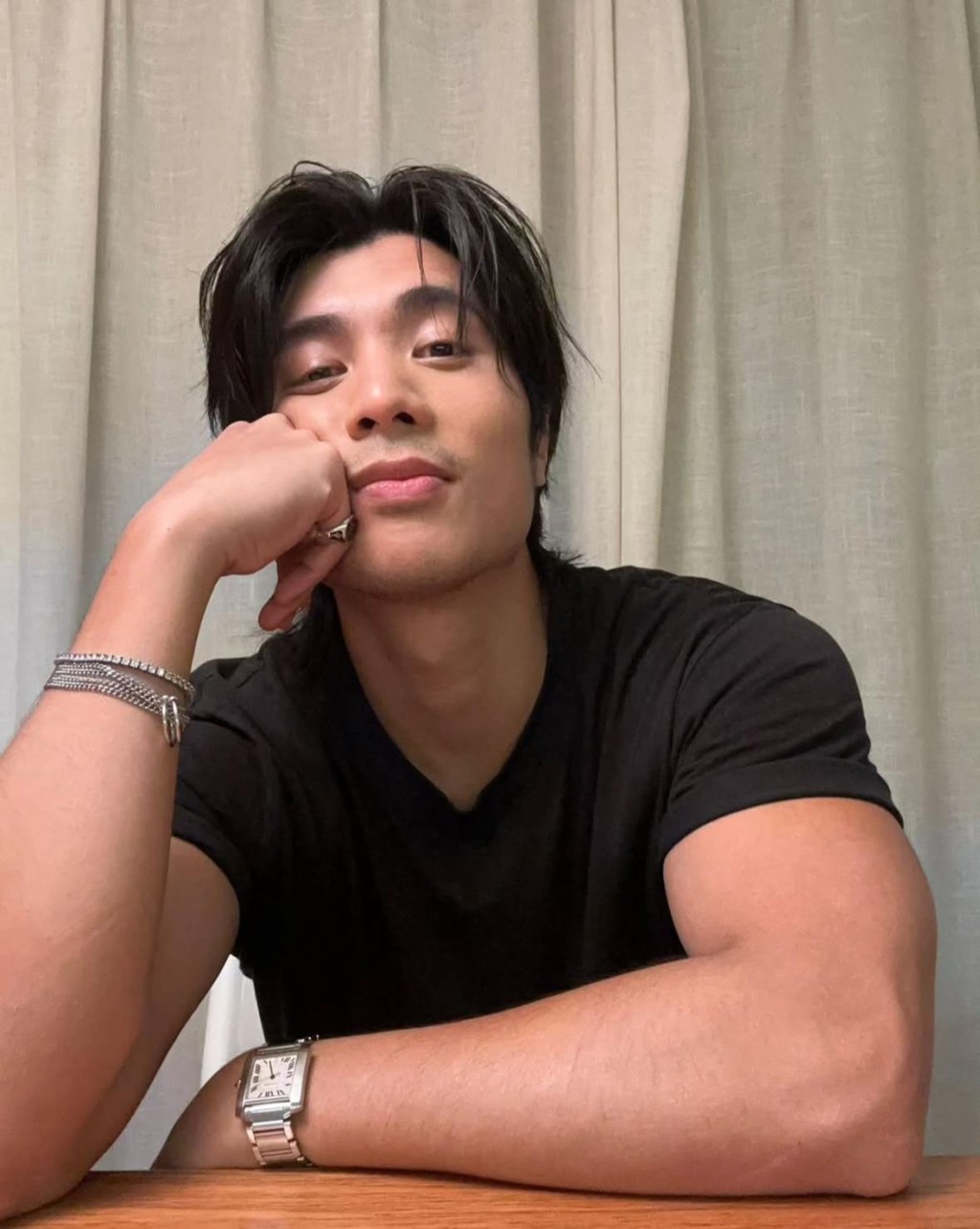 周殷廷《離別時刻》