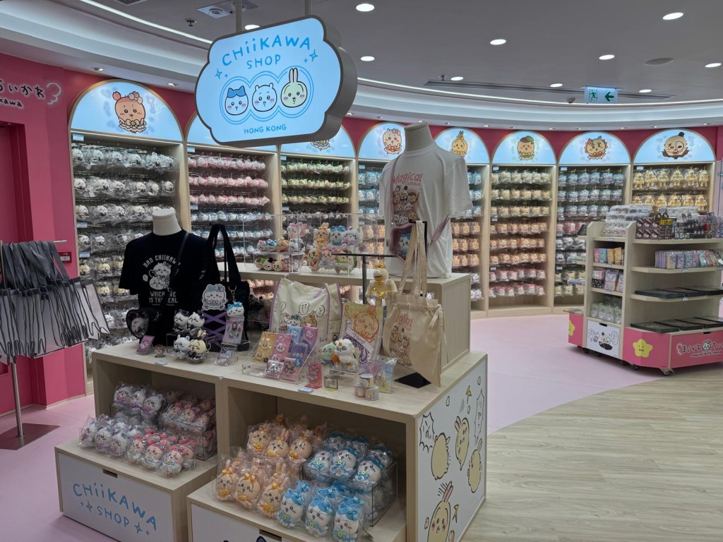 二樓店將會定期轉換主題，首波以「Magical Chiikawa」及「Chiikawa Baby」主題與粉絲見面。（圖片來源：《親子王》）