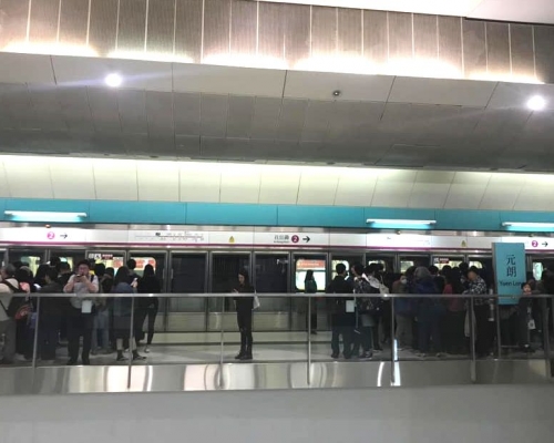 「香港突發事故報料區」FB專頁/網民Malvin Tse‎ 攝。