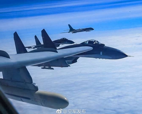 中國空軍近日出動轟-6K、蘇-35等多架戰機繞飛台灣。網圖