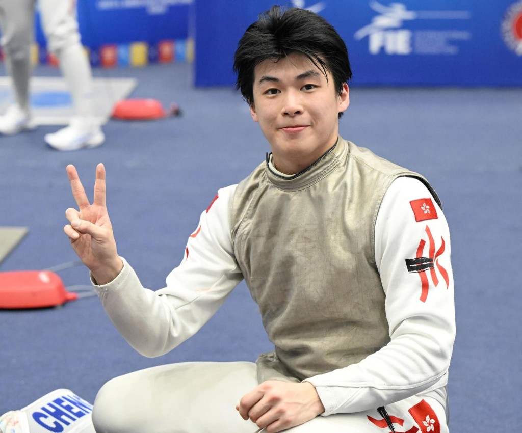 鄭鐵男連續4屆為香港奪得亞青賽男花個人賽銅牌。香港劍總圖