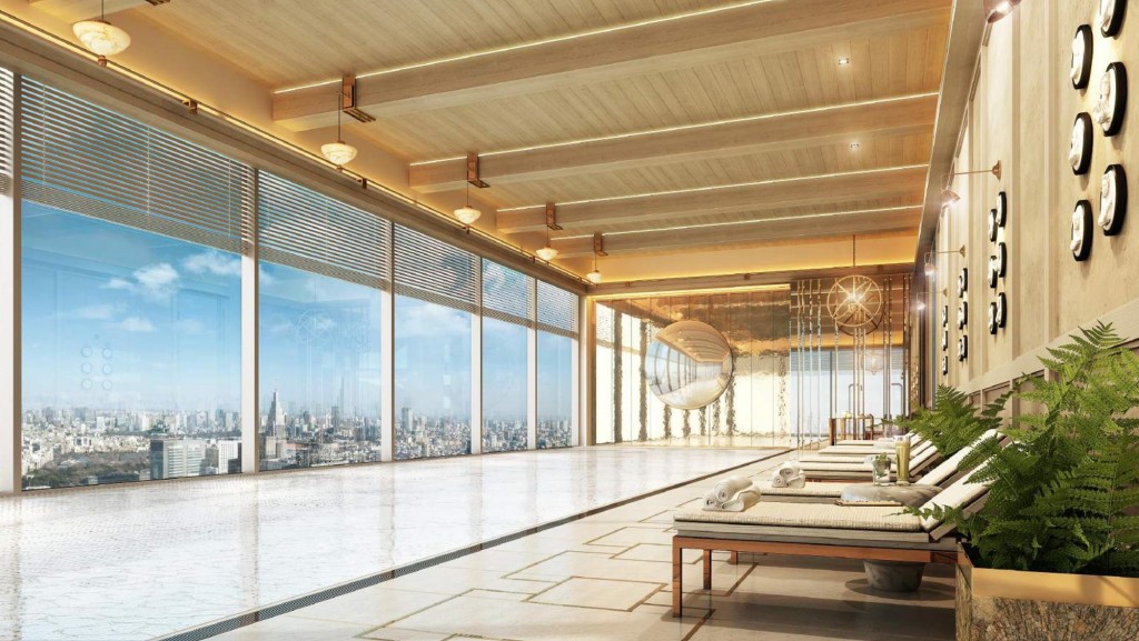 酒店的室內無邊際泳池，全市最高，擁有開揚景觀。