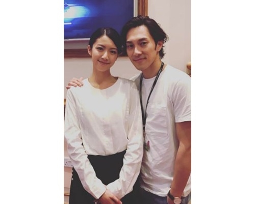 蔡思貝、麥秋成屢傳分手又復合，今次罕有晒搭膊相，疑似認愛。
