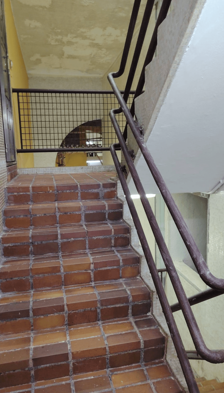 而大廈走廊照明及電梯運作則未受影響。陳壇丹Facebook