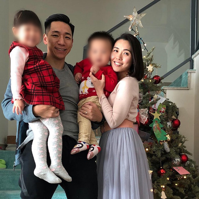 柳俊江在2010年与圈外人雷康怡（Florence）结婚，育有一子一女。