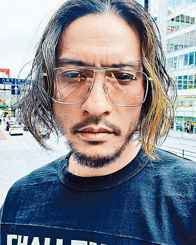 長瀨智也雖然名為退休,但一直有在社交網與粉絲保持互動。