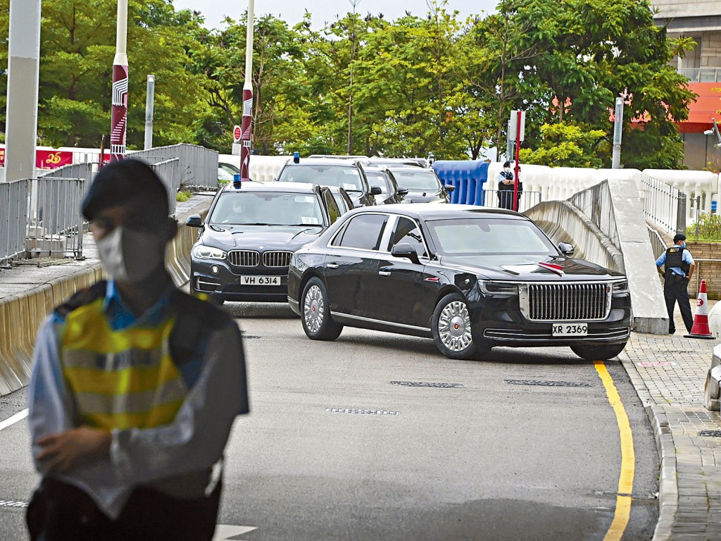 紅旗N501為國家主席專用長陣豪華房車座駕。