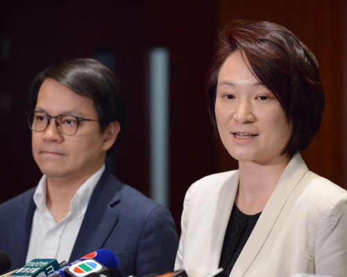 李慧琼指,希望透過暫緩修例可令議會和社會回復平靜。