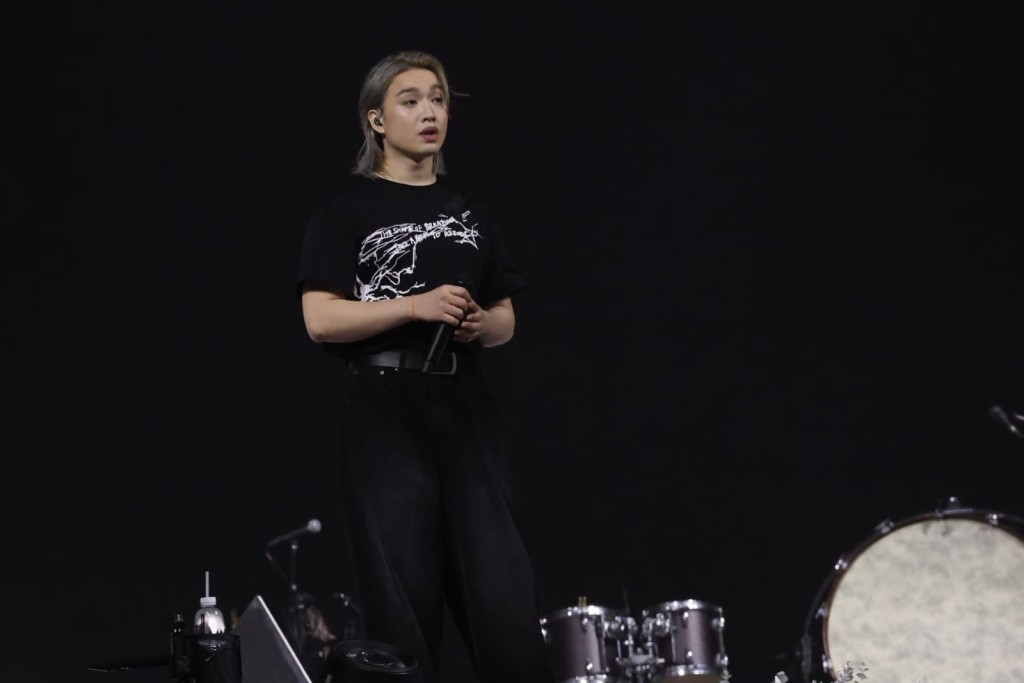 Jer表示︰「明白來支持這個演唱會是一件絕對不容易的事。」 Jer表示︰「明白來支持這個演唱會是一件絕對不容易的事。」