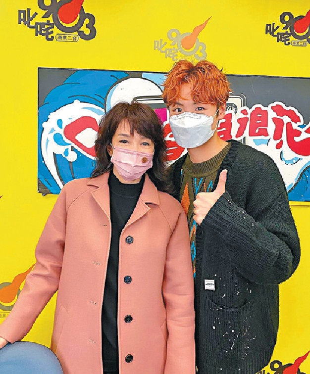 ■Archie為宣傳新歌,接受Do姐電台節目訪問。 ■Archie為宣傳新歌,接受Do姐電台節目訪問。