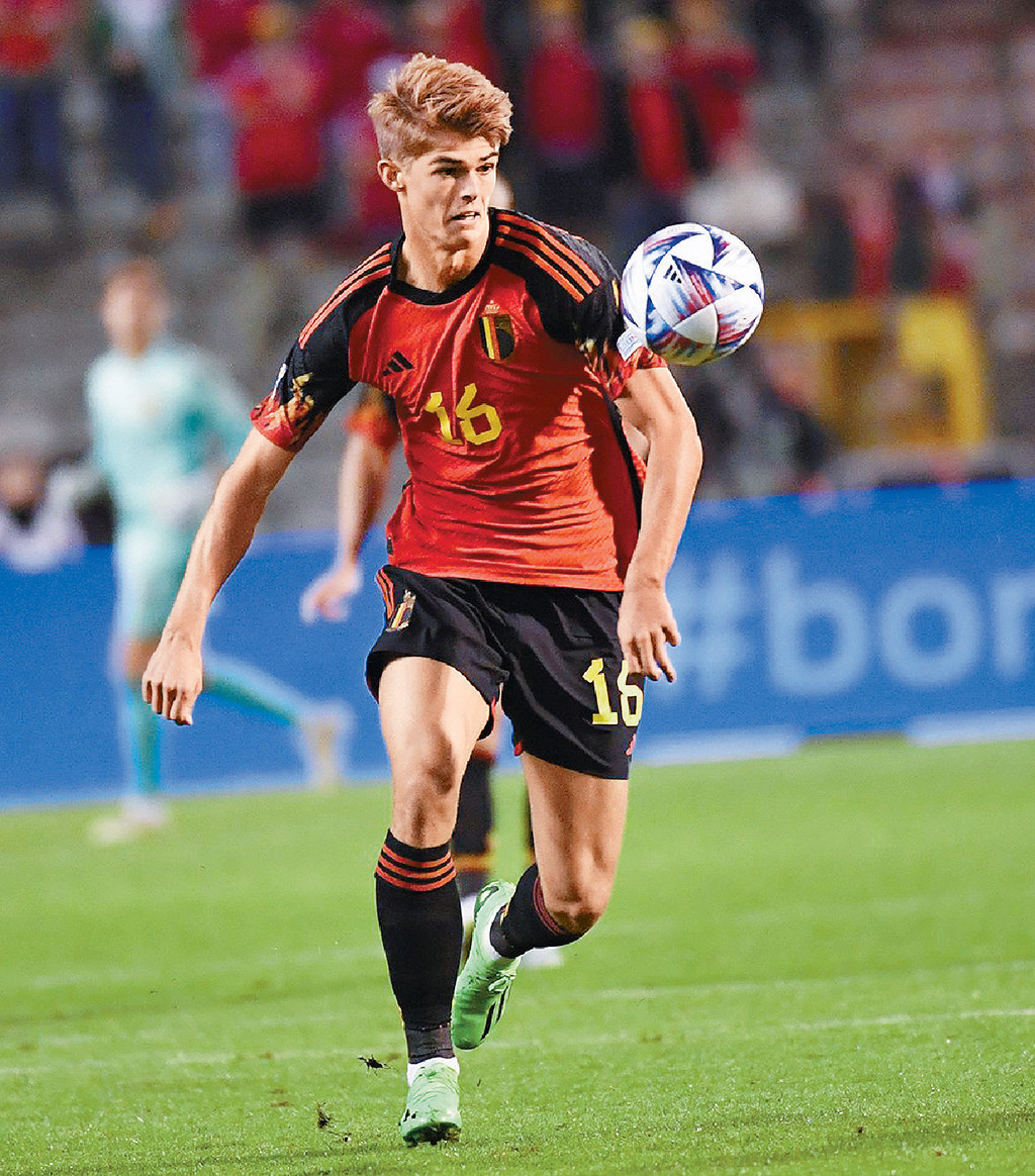 比利時U21中場
基迪拿尼