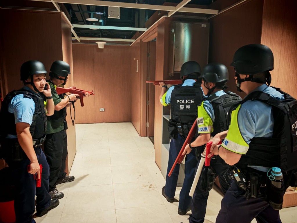 警方在新界北舉行衝鋒隊合成大隊周年訓練。FB:香港警察 警方在新界北舉行衝鋒隊合成大隊周年訓練。FB:香港警察