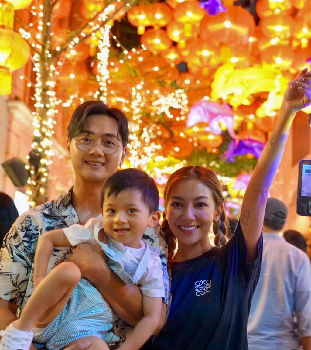 鄭俊弘透露兒子現時仍有走路難平衡的問題，希望他可以克服對踏步的恐懼。