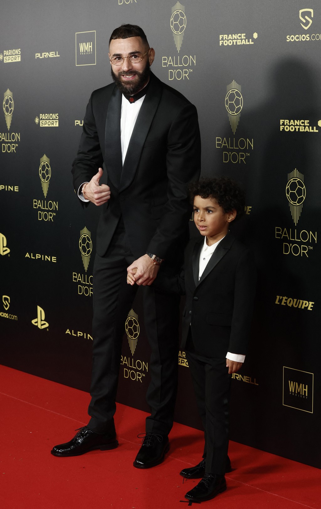 賓施馬早前帶同兒子出席金球獎頒獎禮。