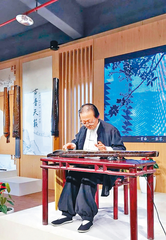 可在會場內賞到古琴演奏等江蘇省的非物質文化遺產。