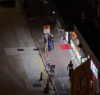 片段尾聲拍得只剩下一堆人。fb 車cam L（香港群組）  