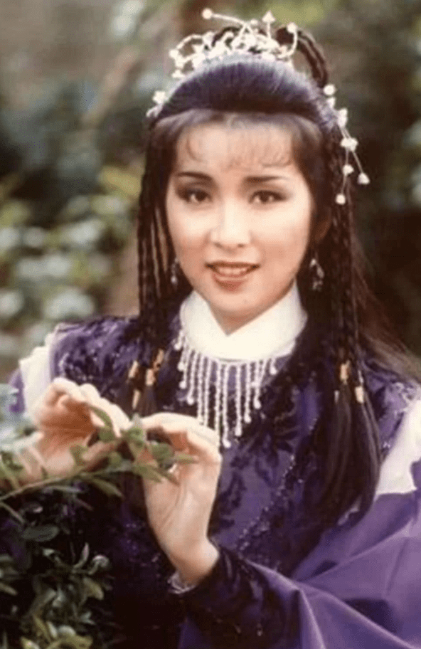 陈秀珠于1984年TVB剧《笑傲江湖》饰演任盈盈。
