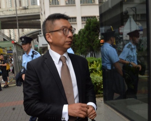 王啓忠。