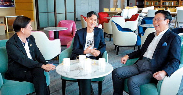 《马时亨．香港情》节目中，马时亨访问多位同年代好友，诉尽香港今昔变化。