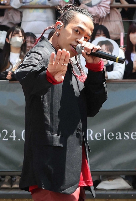 29歲Ae! group成員草間Richard敬太因涉嫌暴露下體被捕。