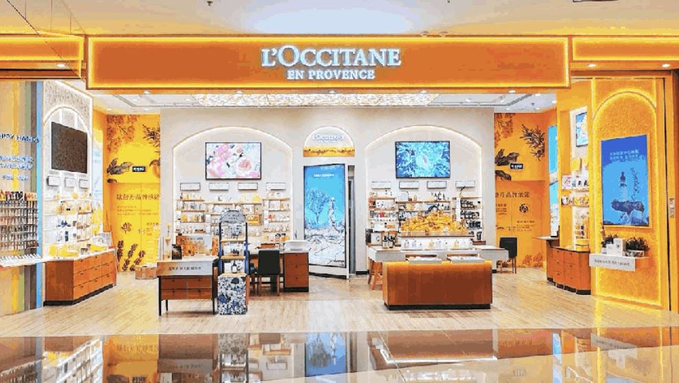 北館擁有多家國際品牌店如L'Occitane