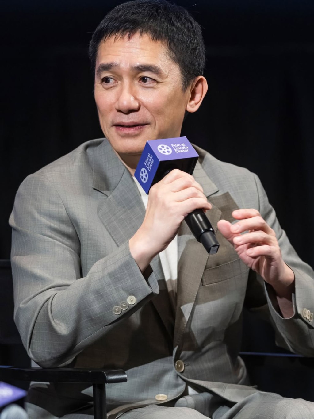 梁朝偉突然自爆童年往事。
