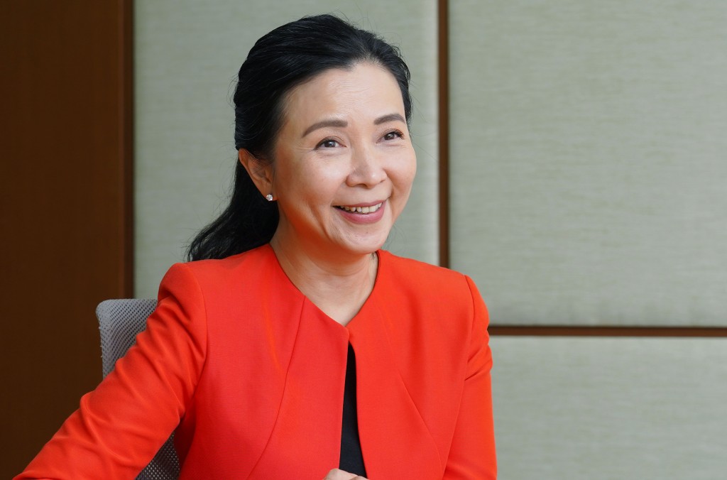 謝邱安儀指疫情後,市民北上及外遊頻繁,對零售業都有影響。資料圖片 謝邱安儀指疫情後,市民北上及外遊頻繁,對零售業都有影響。資料圖片