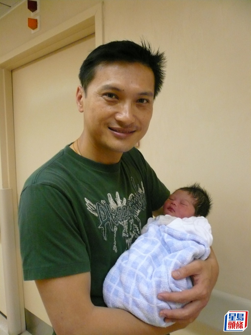 陳錦鴻兒子陳駕樺於2007年5月2日出生。