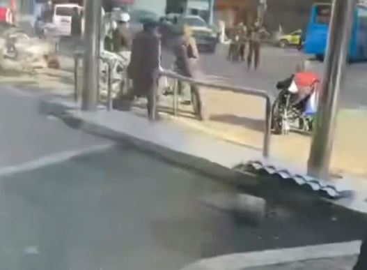 福建有城管与老人口角，用身体将对方撞死。抖音