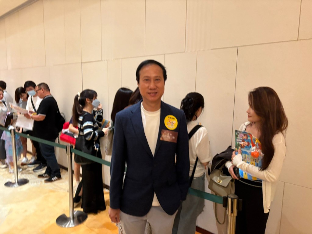 美聯住宅部行政總裁布少明表示,項目入場門檻不高,吸引不少年輕客。 美聯住宅部行政總裁布少明表示,項目入場門檻不高,吸引不少年輕客。