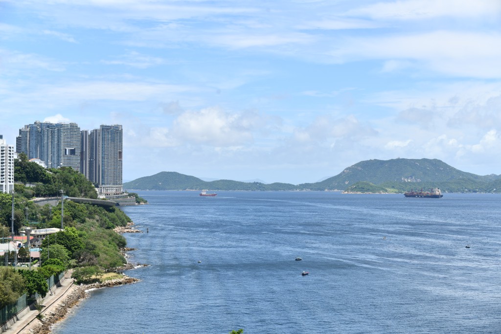 港島西環景觀開揚。盧江球攝