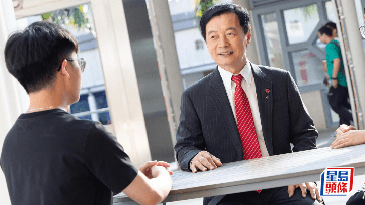 嶺大校長秦泗釗與東北大學團隊合作研究的項目榮獲遼寧省科學技術獎二等獎。 嶺大提供