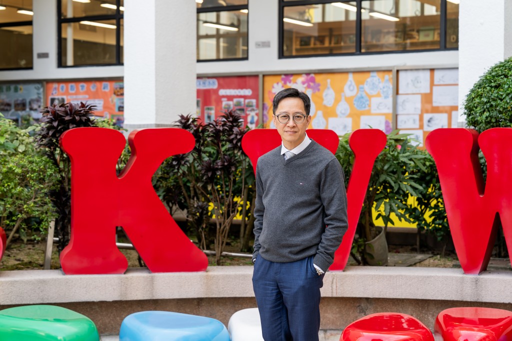 保良局黃永樹小學陳瑞良校長(圖片來源:《親子王》) 保良局黃永樹小學陳瑞良校長(圖片來源:《親子王》)