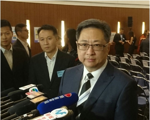 盧偉聰本月10日,率領7人代表團前往廣西桂林。