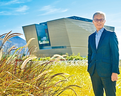 香港故宫文化博物馆馆长吴志华表示，将引领观众体验古今精髓。