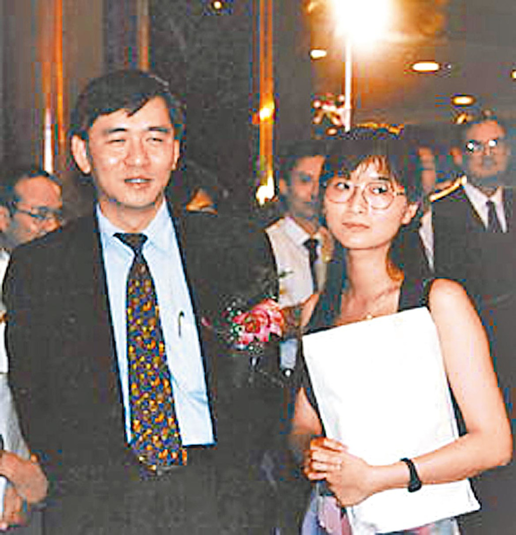 王文洋情史豐富,年輕時曾與學生呂安妮談師生戀。中時 王文洋情史豐富,年輕時曾與學生呂安妮談師生戀。中時