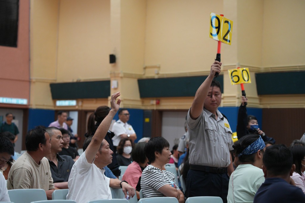 維園年宵市場攤位公開競投。歐樂年攝