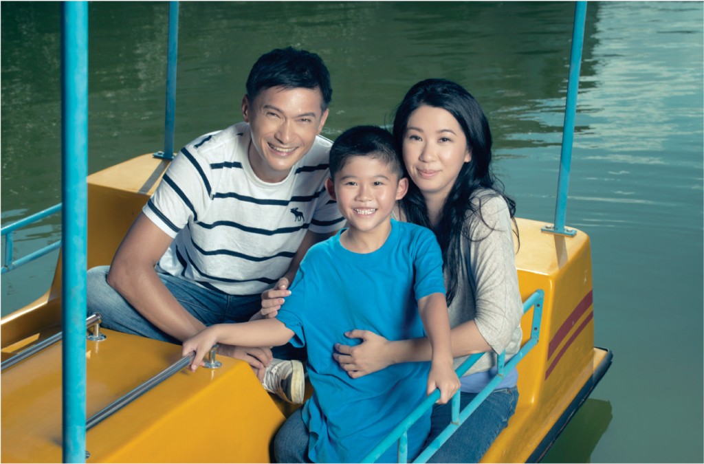 陈锦鸿与太太悉心照顾到儿子成绩名列前茅。