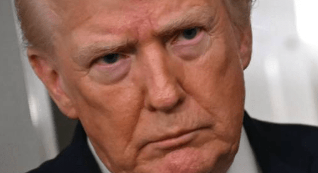 阿拉格齊將矛頭直指美國總統特朗普，批評其近期支持示威者的言論是「干涉內政」。法新社