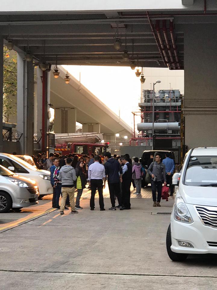 九龍灣職訓局火警。網民Michael Lai圖片