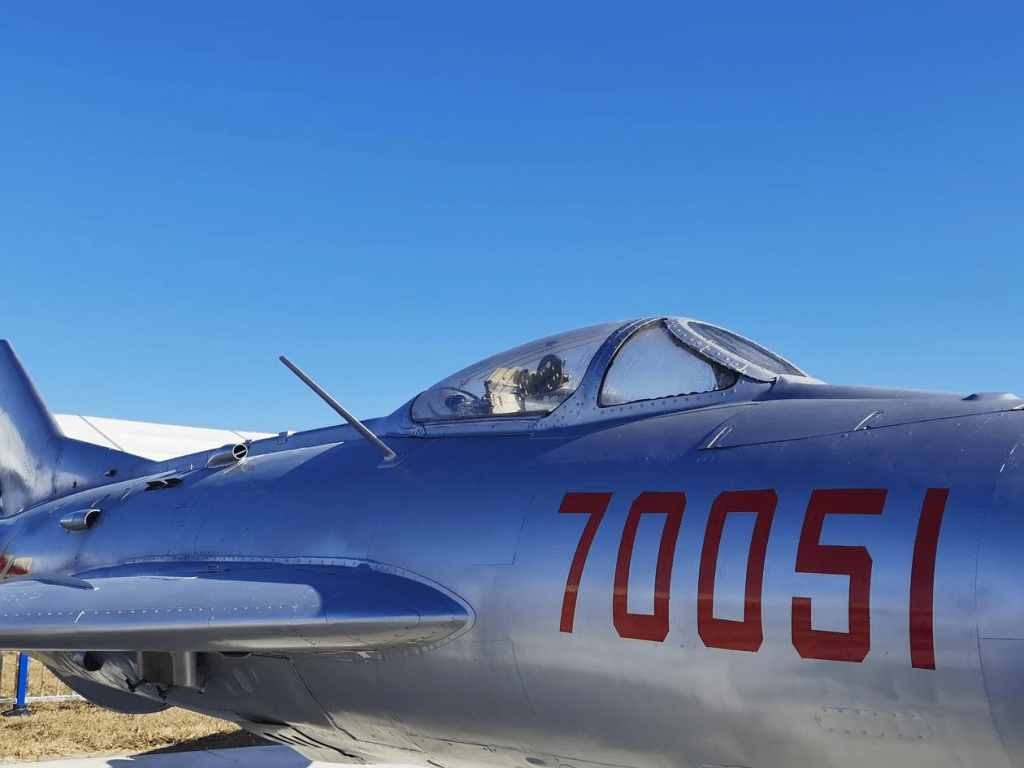 殲-6無人機於長春空展中首次公開亮相。澎湃新聞 殲-6無人機於長春空展中首次公開亮相。澎湃新聞