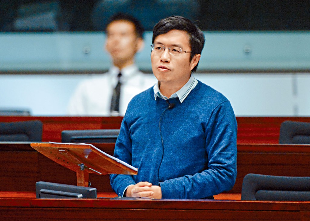 區諾軒再次確認九西新東兩區就否決財政預算案事宜「確有分歧」。