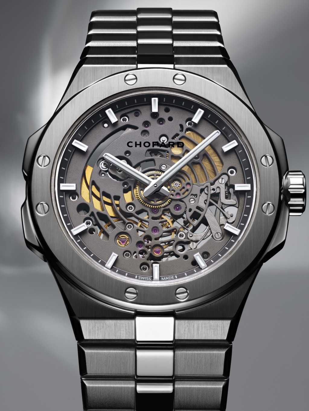Chopard Alpine Eagle 41 XP TT，錶殼：41mm鈦金屬/機芯：L.U.C 96.17-S自動/售價：$205,000。