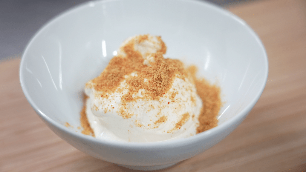 同時,腐乳粉更可用於不同料理,如雪糕、薯條等等。