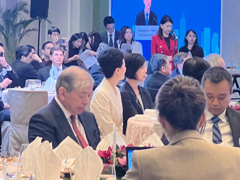 中國駐新加坡大使孫海燕亦有出席。