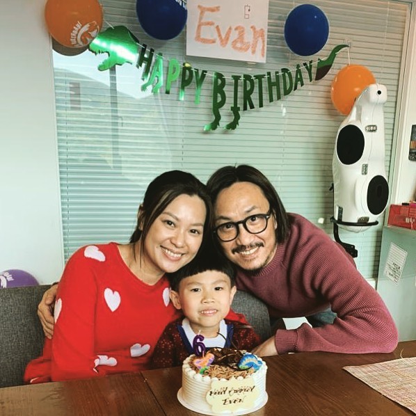 去年Evan生日有父母齊慶祝，轉眼又一年。